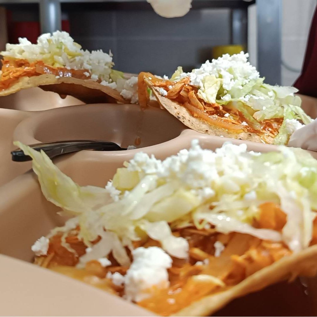 Tostadas en el torito por fiestas patrias